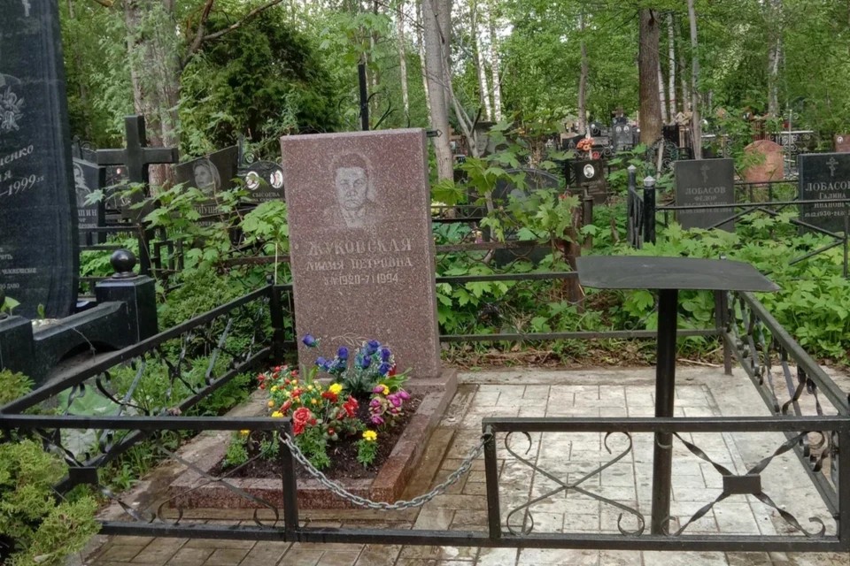 <p><span>Могила Жуковской Лидии Петровны. Москва, Хованское Западное кладбище, 15 мая 2026 года</span></p><p>Фото предоставлено отделом рукописей РГБ</p>
