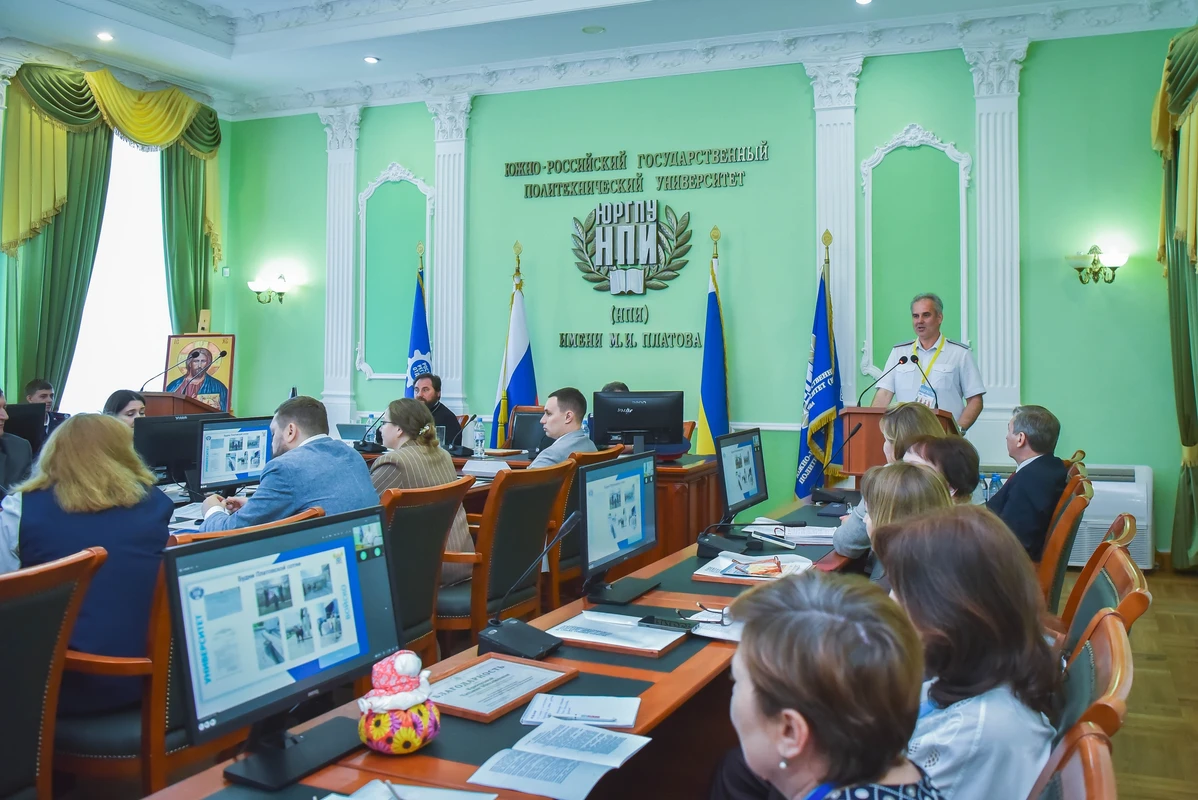 <p>Руководитель Платов‑Центра Университета <strong>Иван Ревин</strong></p><p>Фото: ЮРГПУ (НПИ)</p>