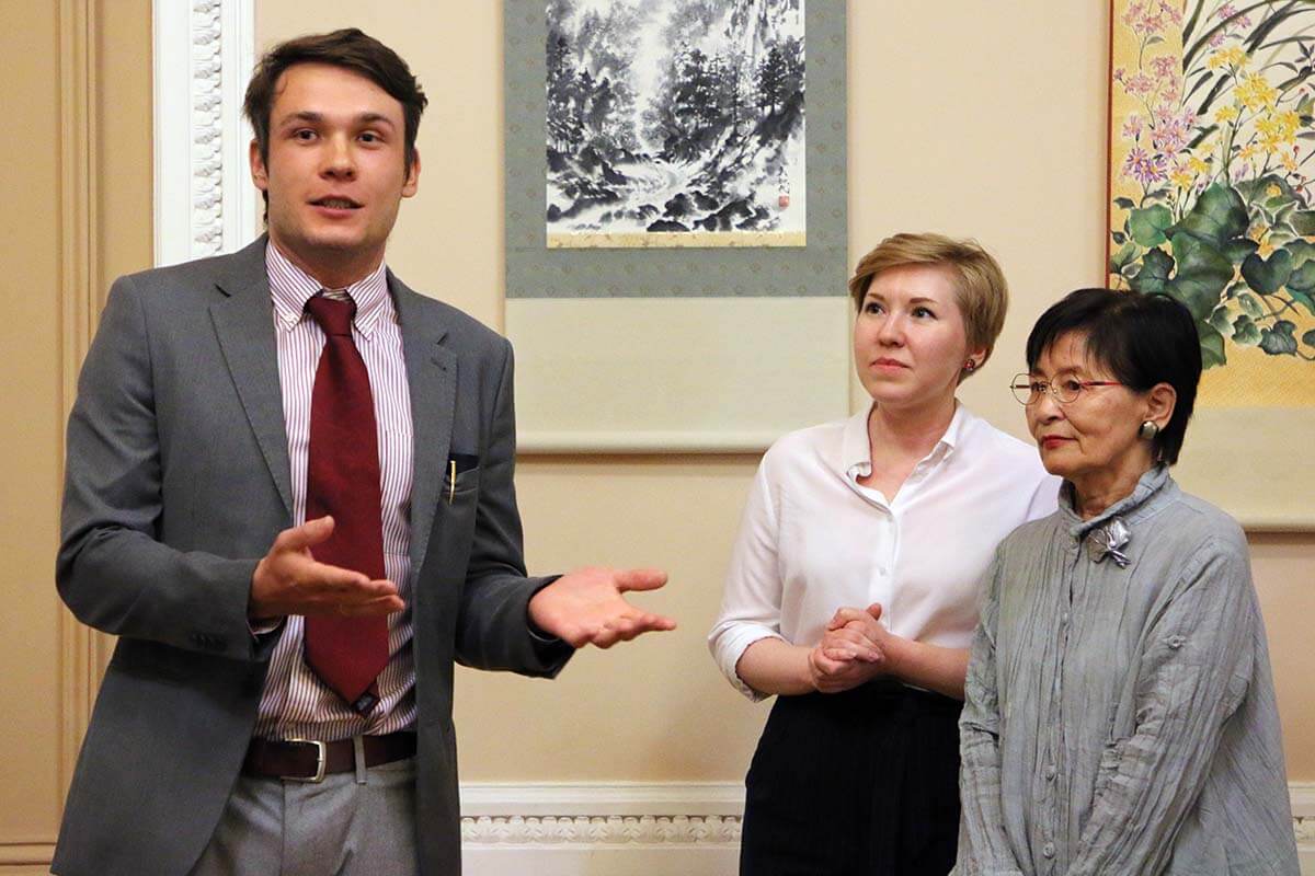 Razor genshin impact. 1,0 кг). митии. митии. митиё когурэ.