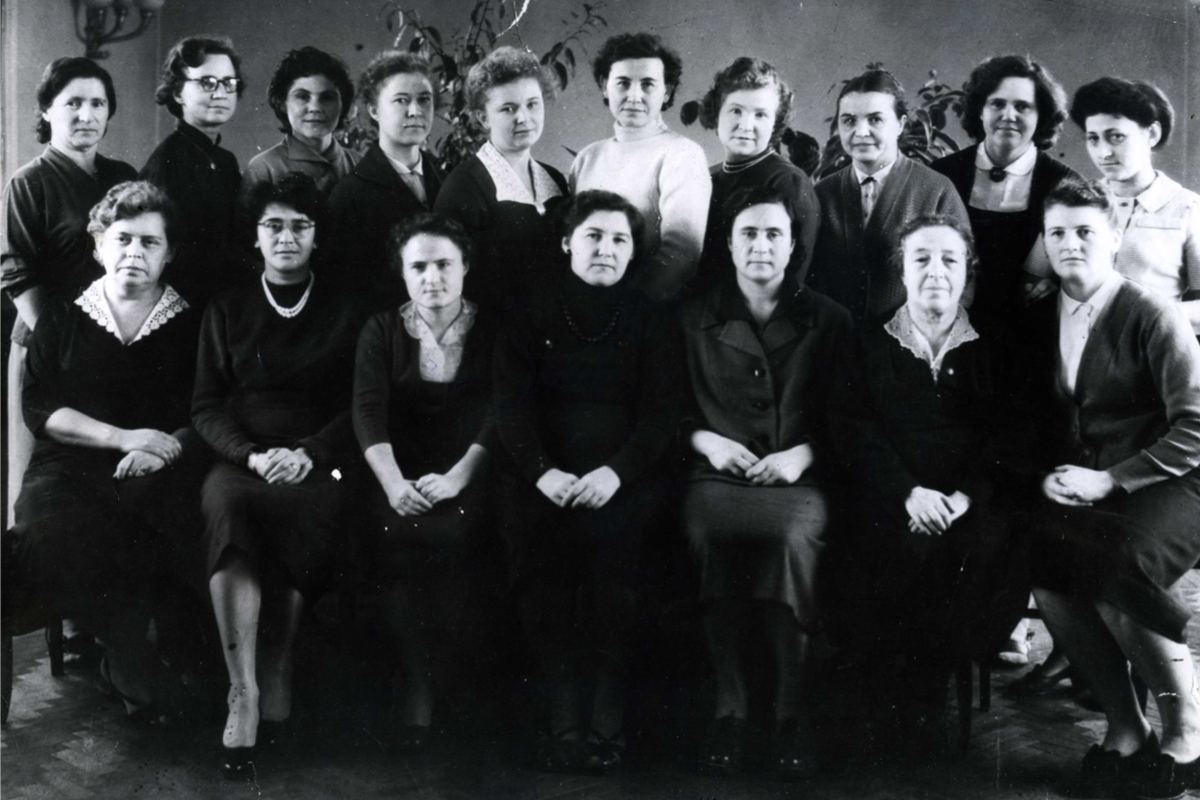 Сотрудники отдела в 1961 году