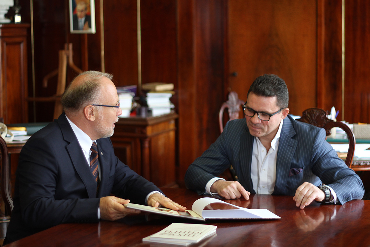 совещание дуды. совещание суда. василенко ольга николаевна председатель астраханского областного. большая встреча redis business class. дуда ргб.