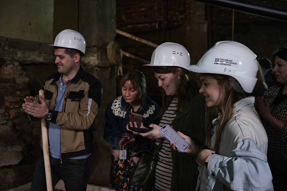 человек будущего эволюция. связь поколений. симс 3 потомки. поколение вояджер. потомки (2011) джордж клуни.